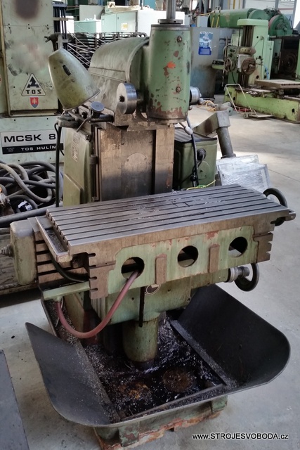 Frézka nástrojářská ALG 200 (Frezka nastrojarska ALG200PRVOMAJSKA (2).jpg)